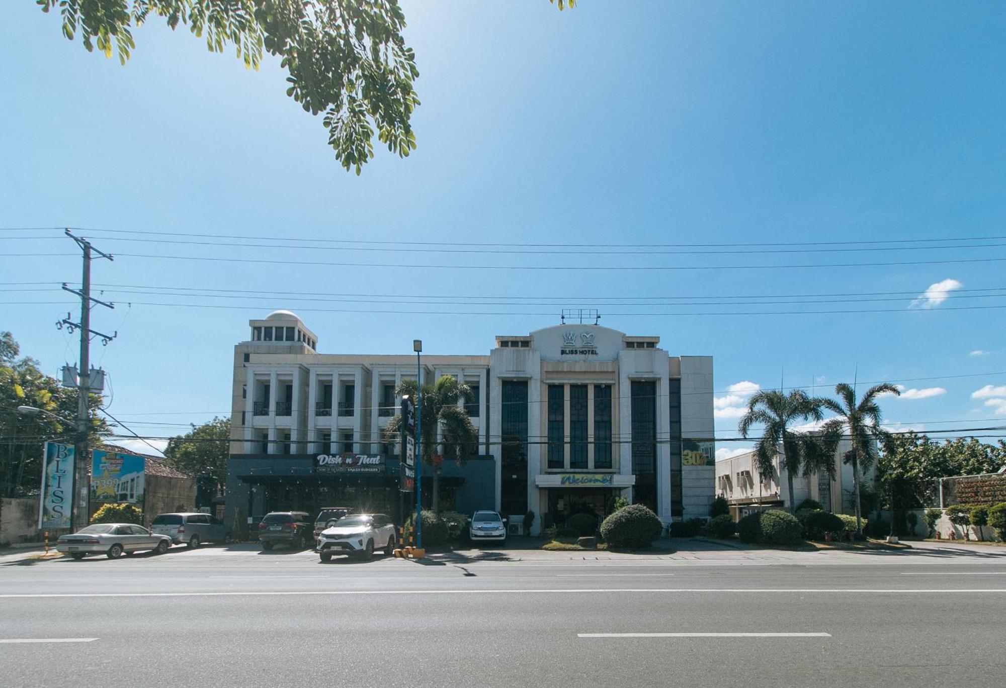 Bliss Hotel San Fernando Pampanga City Kültér fotó